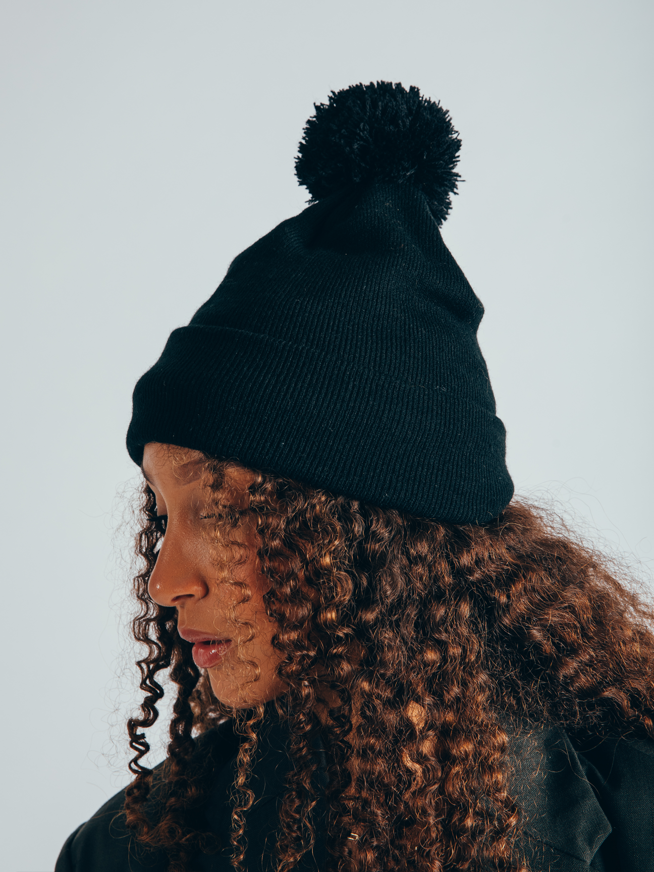 Pom Pom Beanie in Black