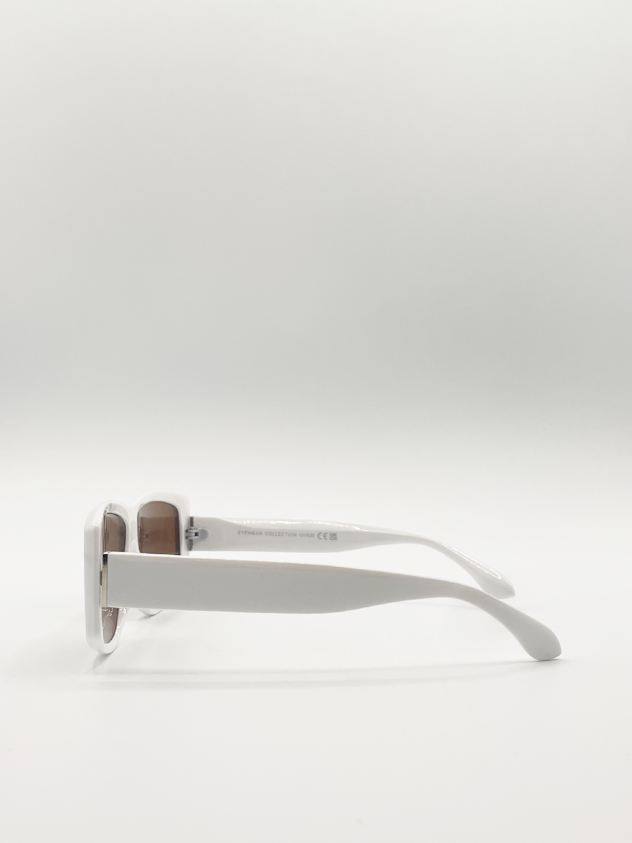 White Racer Style Sunglasses with Brown Lenses