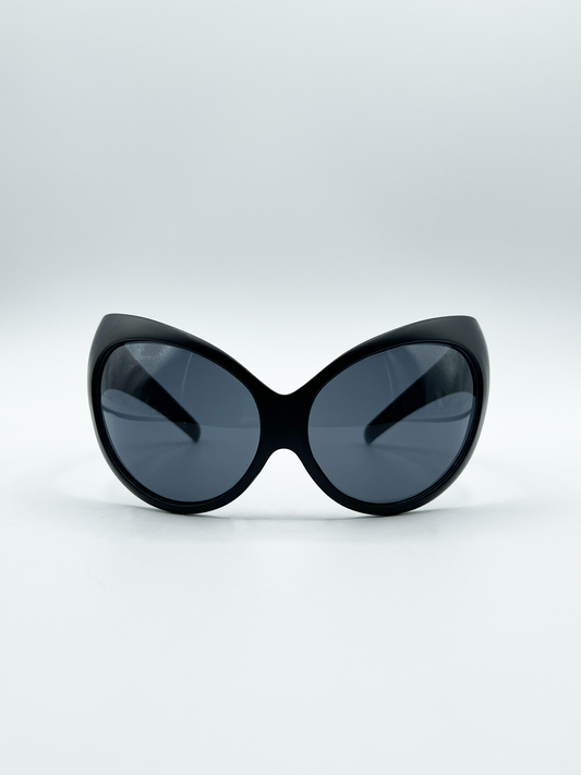 Ultra Curved Wrap Around Sunglasses in Black