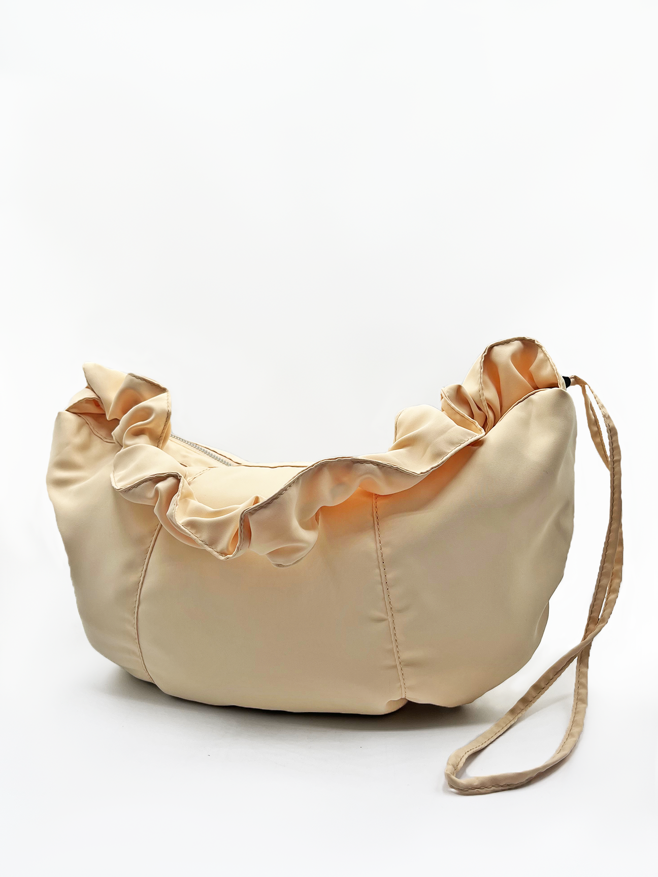 SVNX Soft Oversized Scrunchie Strap bag in unbleached cotton