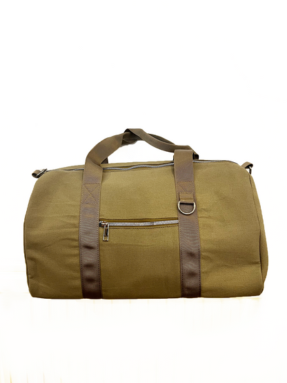 SVNX Cotton canvas weekend bag bag with front pocket in bay leaf