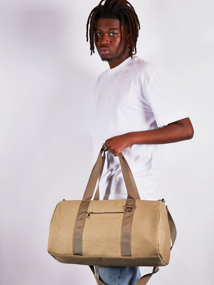 SVNX Cotton canvas weekend bag bag with front pocket in bay leaf