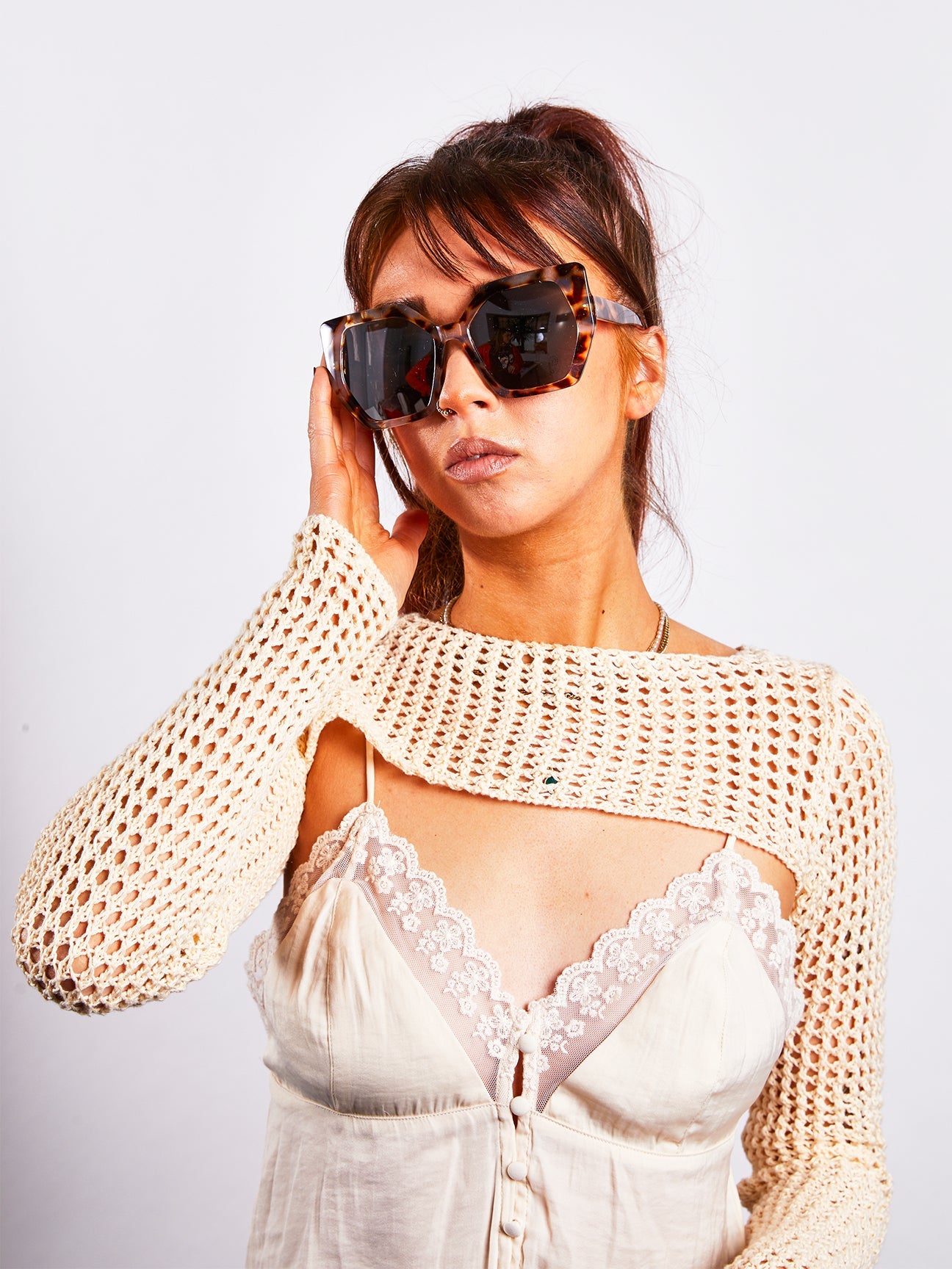 Tortoiseshell Shape_Oversized Cat Eye Sunglasses with Brown Lense