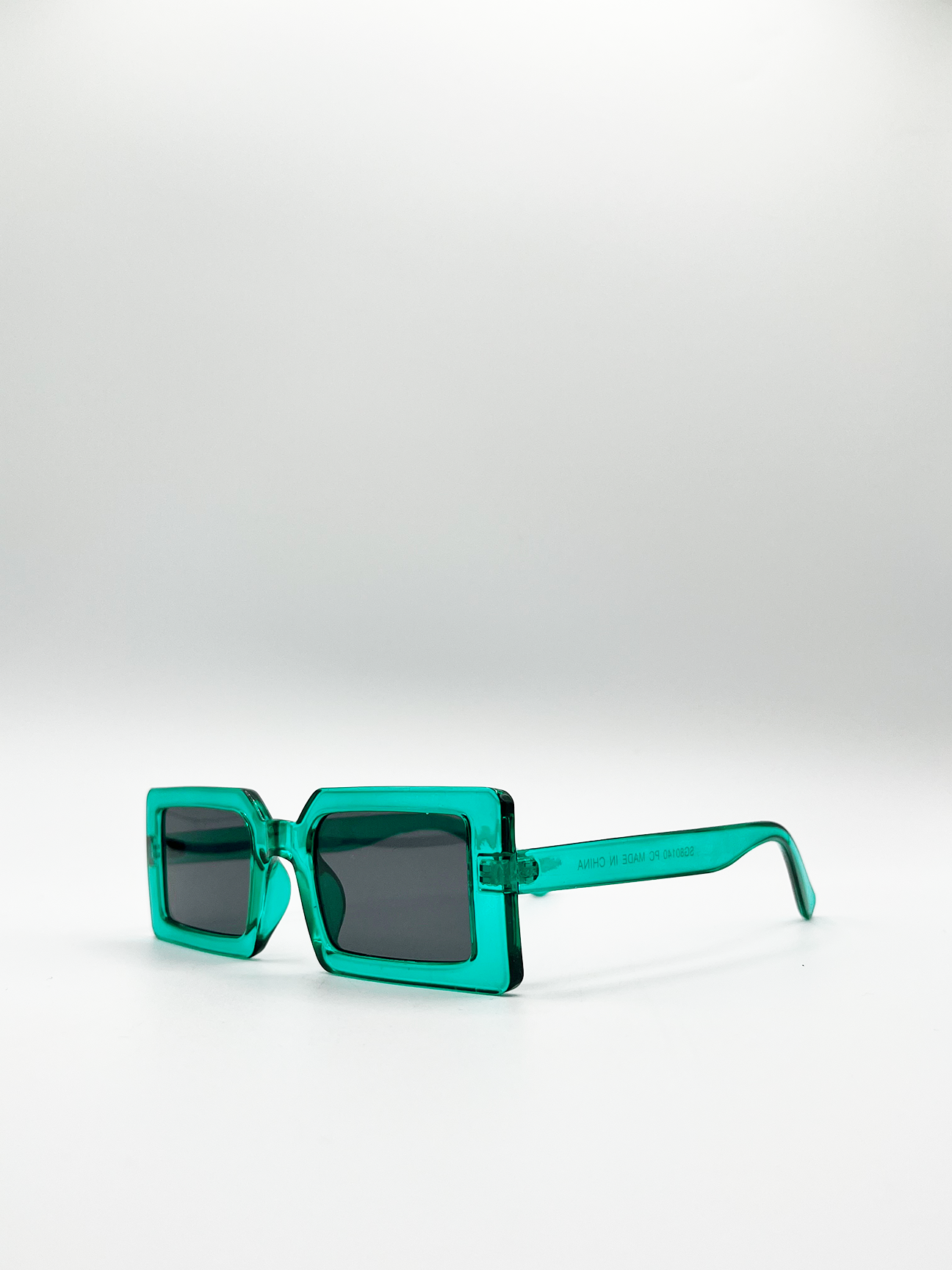 Light Mint Shape_Oversized Rectangle Sunglasses with Black Lenses