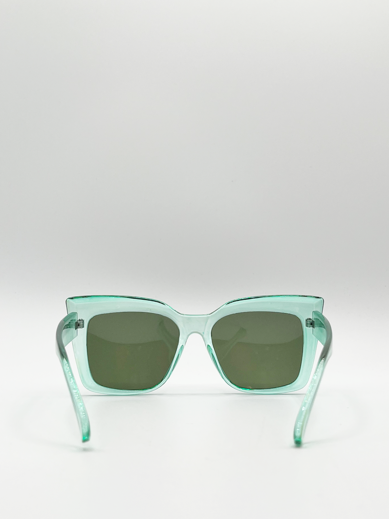 Green Angular Shape_Oversized Cat Eye Sunglasses