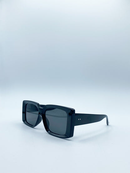 Oversized Square Frame in Black