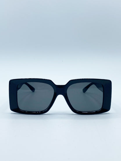 Oversized Square Frame in Black