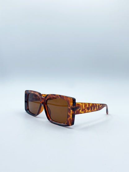 Oversized Square Frame in Tortoiseshell