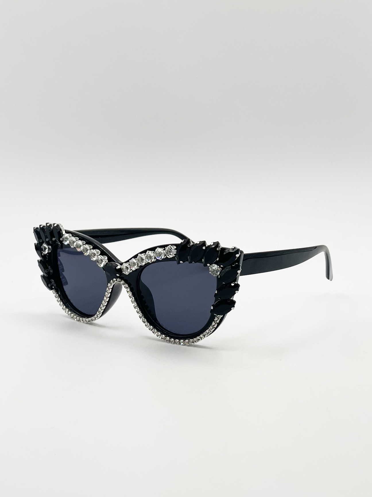 Cateye Sunglasses with Black and Silver crystals