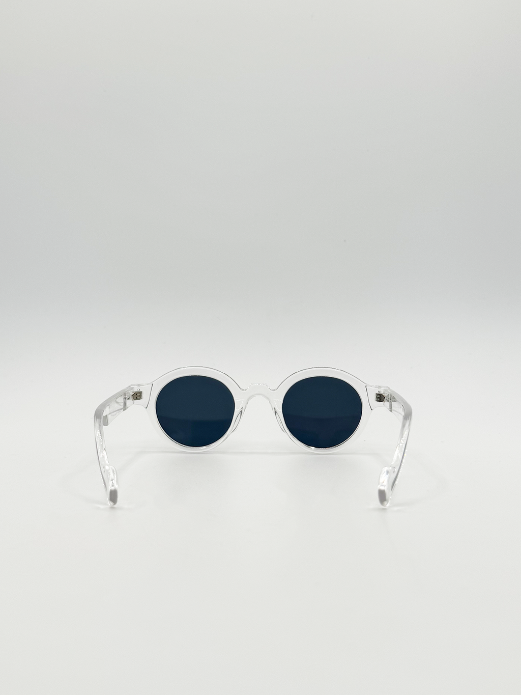 Classic Round Mens Sunglasses in Transparent