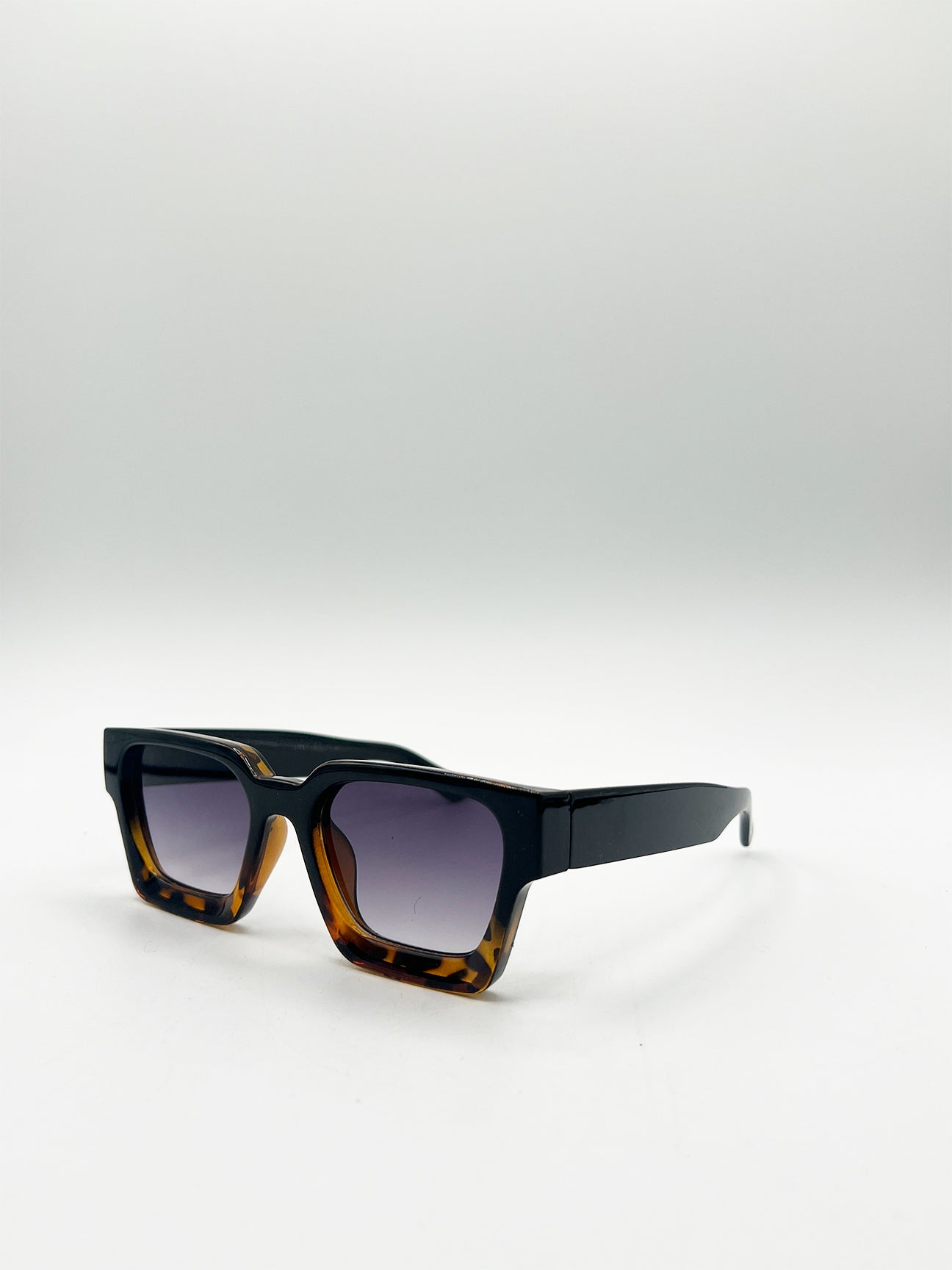 Square Retro Black Leopard Sunglasses