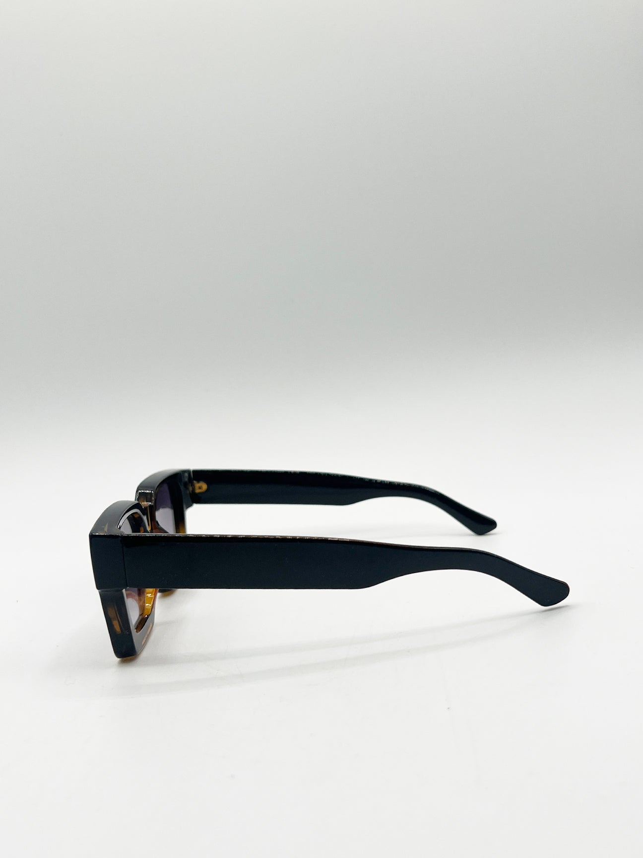 Square Retro Black Leopard Sunglasses