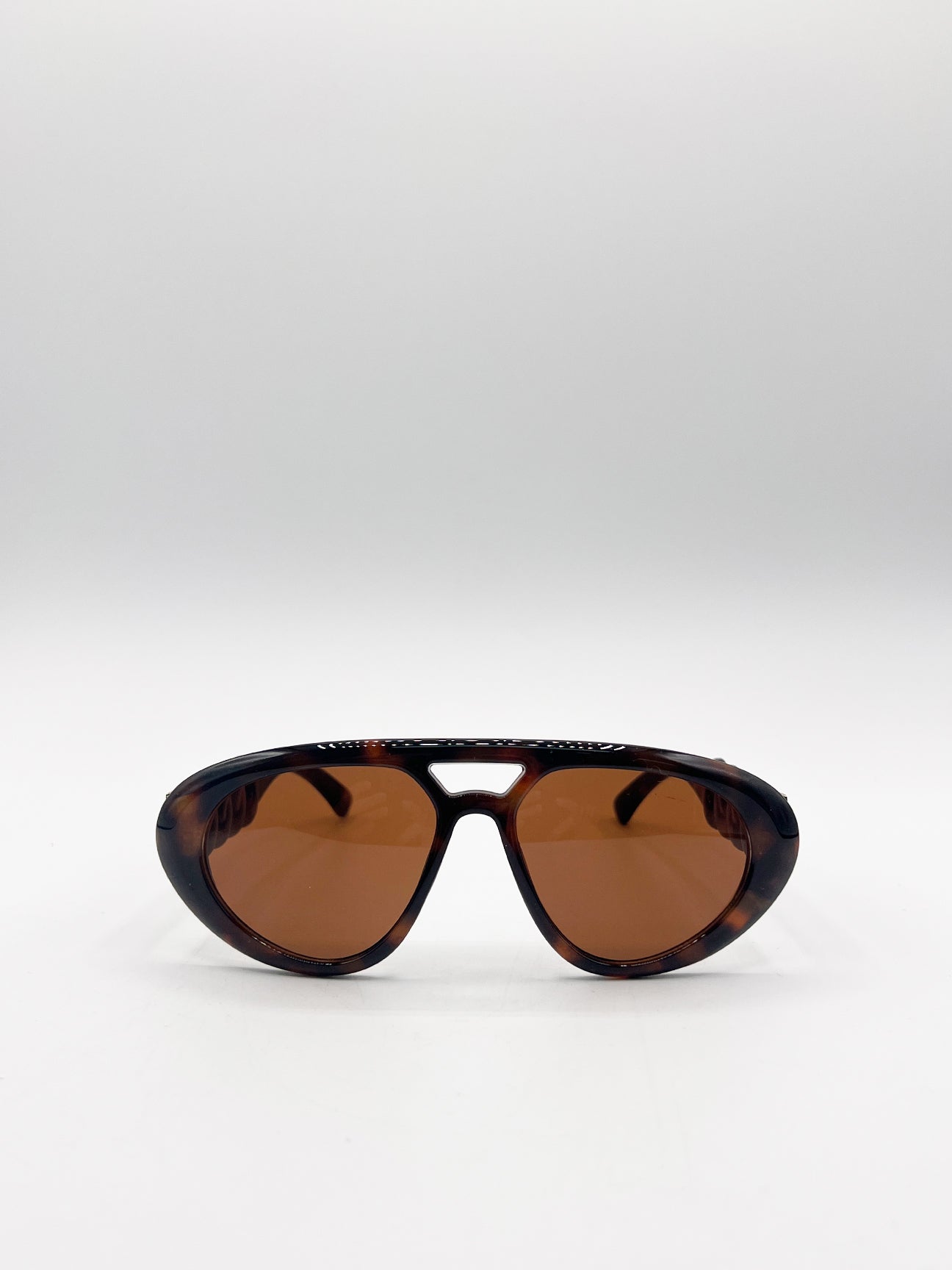 Chunky Aviator Sunglasses in Brown