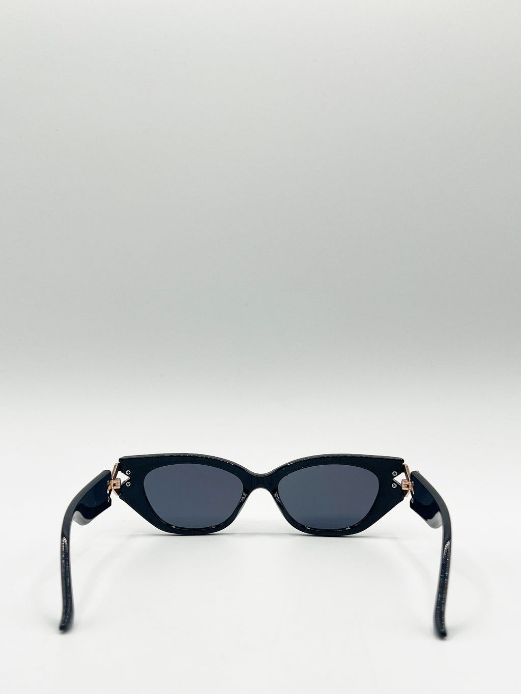 Cat-Eye Diamond Infinity Sunglasses in Black