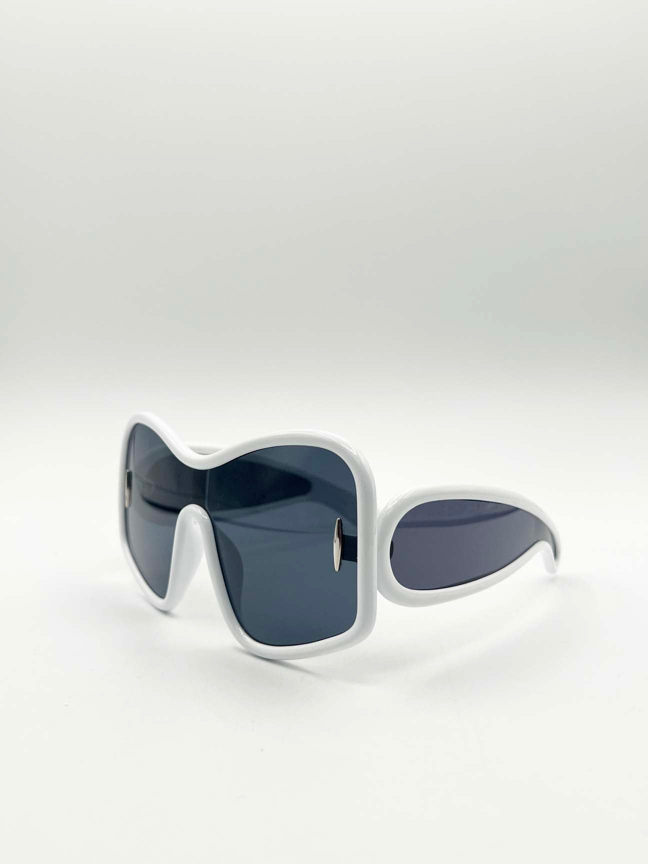 Square Oversized Mask Sunglasses in White Black