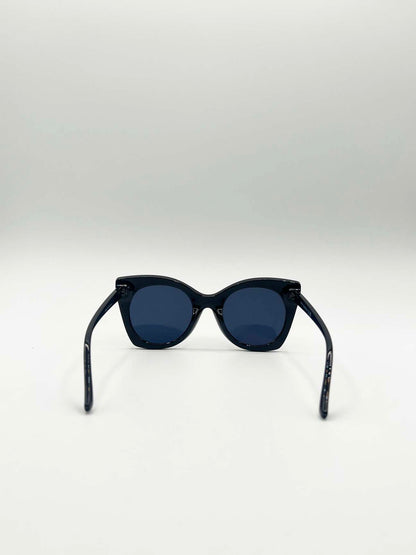 Oversized Round Cat-Eye Sunglasses in Black