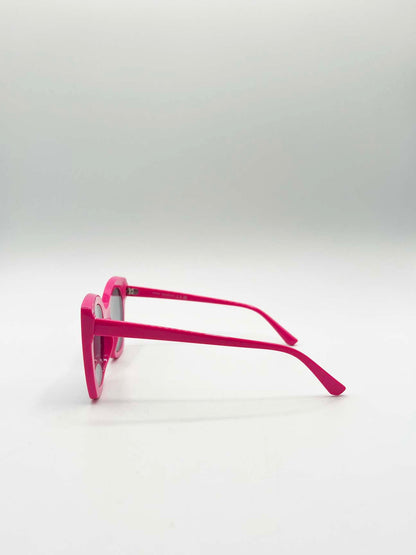 Oversized Round Cat-Eye Sunglasses in Blue Pink