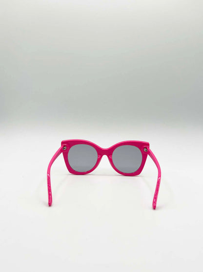 Oversized Round Cat-Eye Sunglasses in Blue Pink