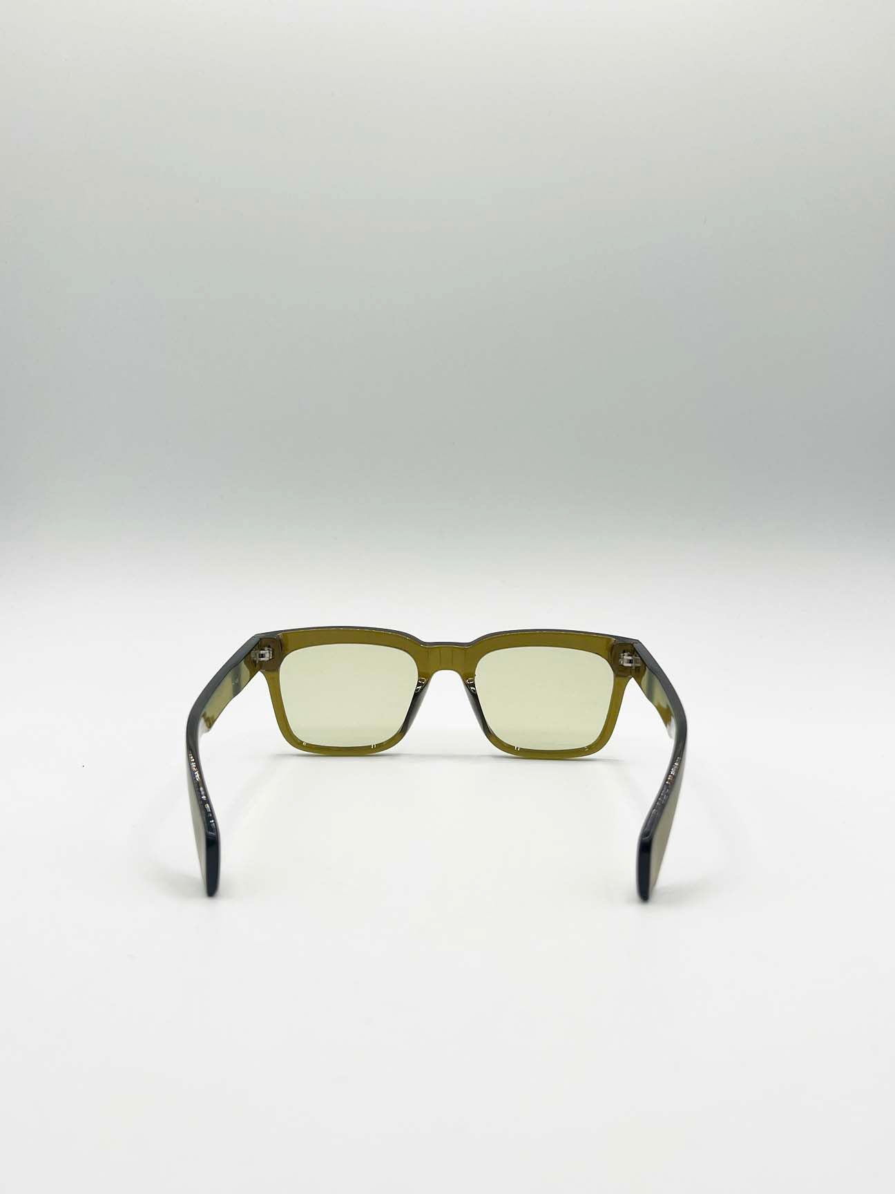 Square Wayfarer Sunglasses in Green