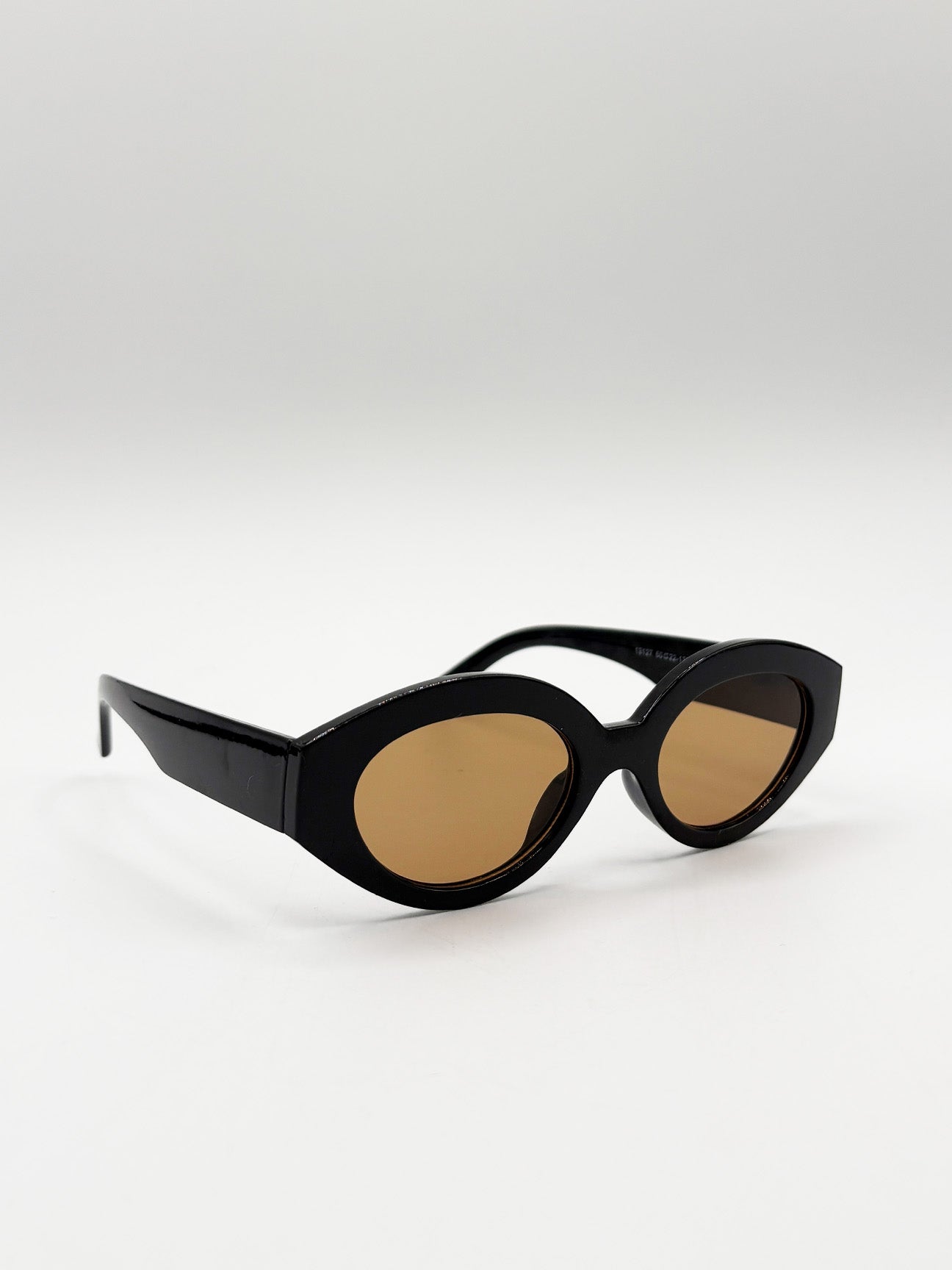 Retro Small Oval Sunglasses Black Brown