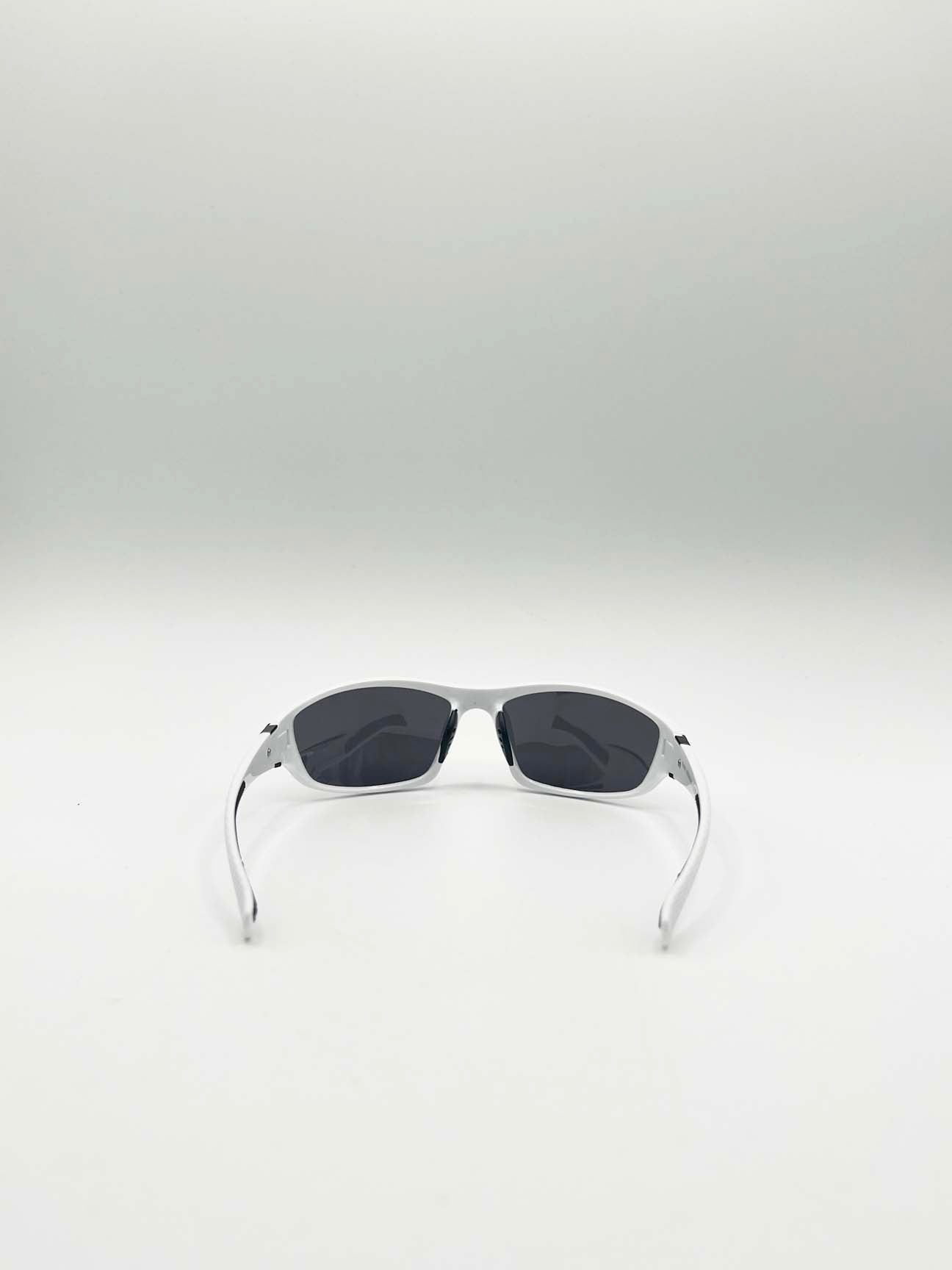 Thin Racer Sunglasses in White Black