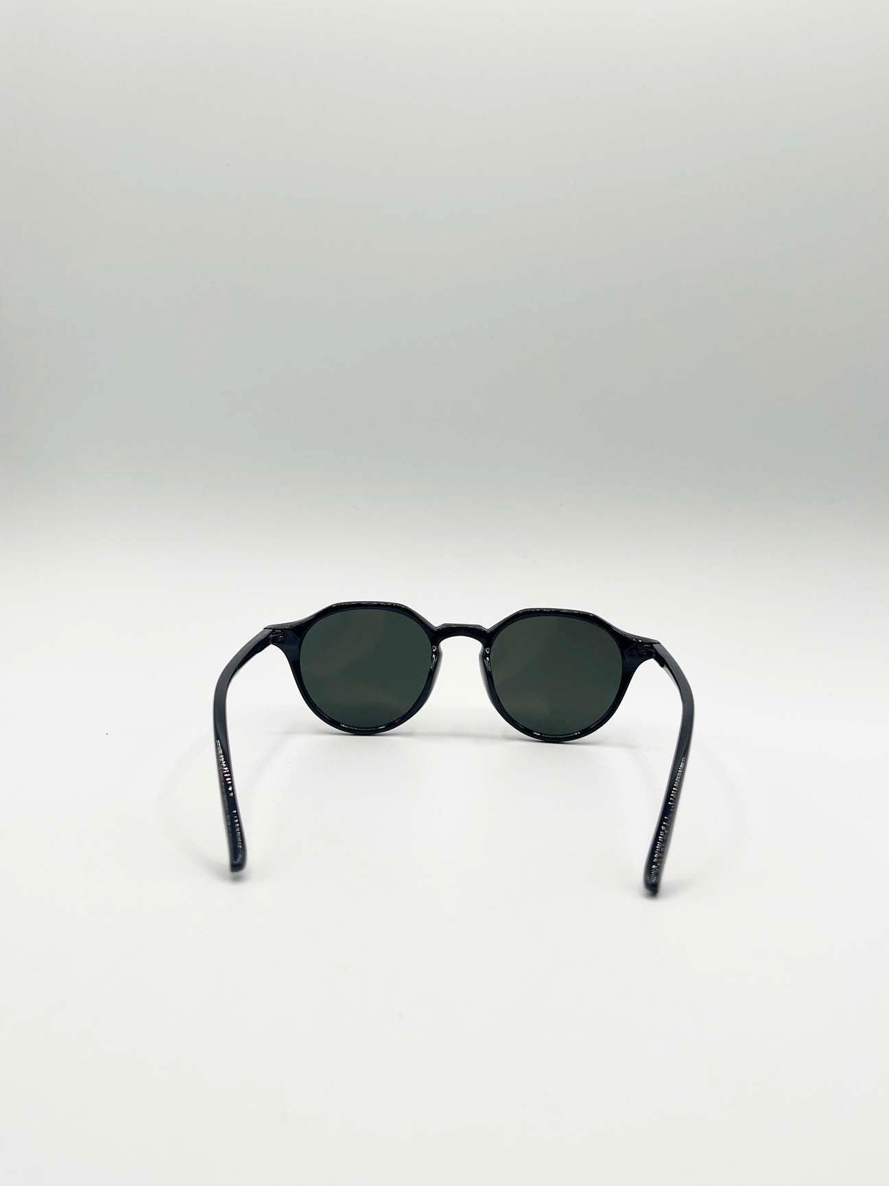 Green Mono Lense Classic Preppy Sunglasses With Key Hole Nosebridge