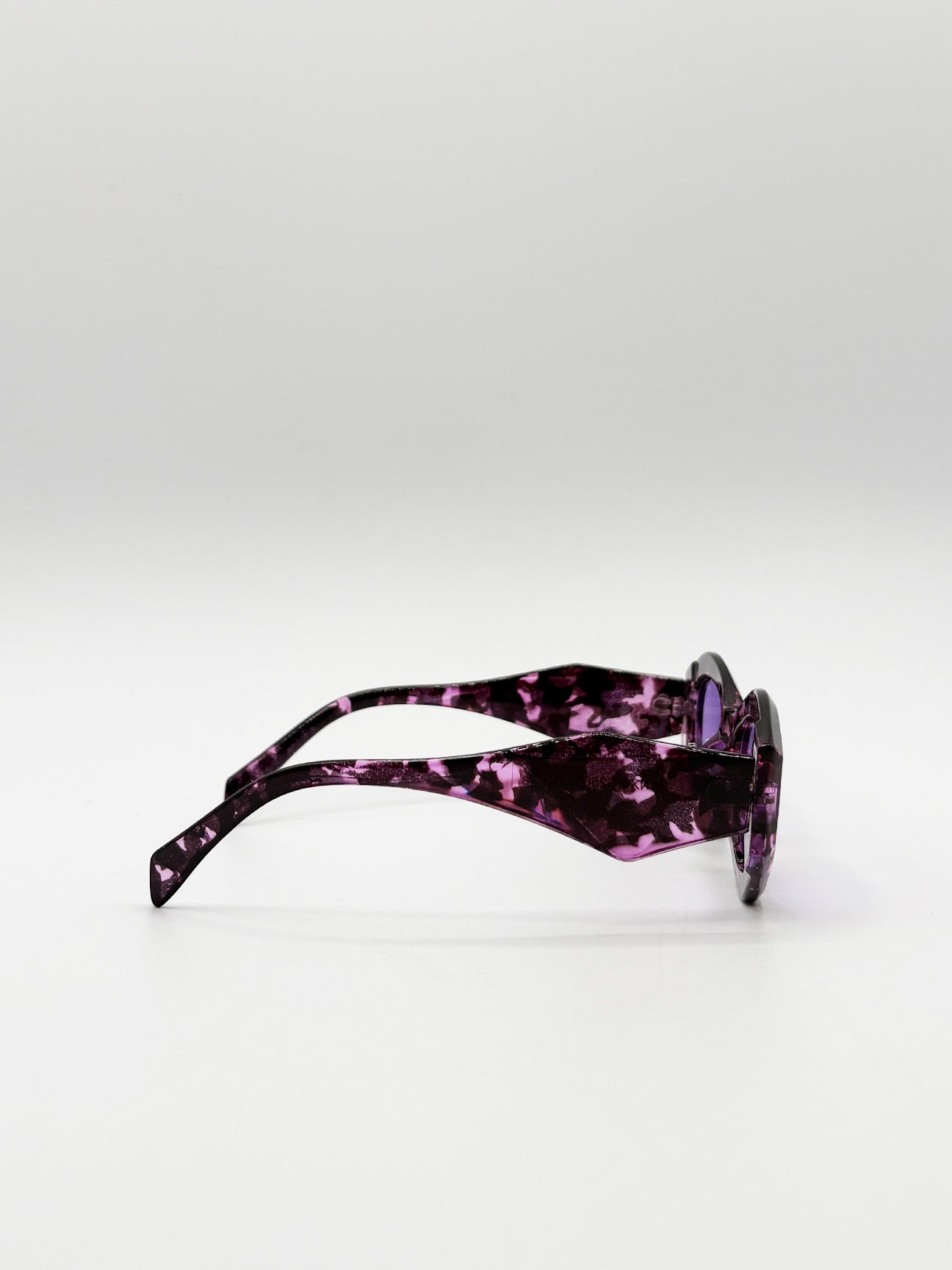 Retro Polygonal Cat-Eye Sunglasses in Purple