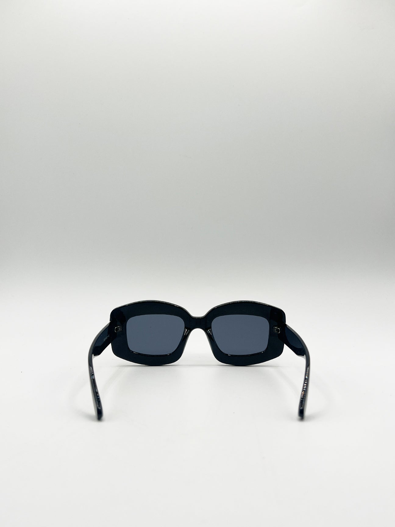 Oversized Chunky Rectangle Sunglasses in Black