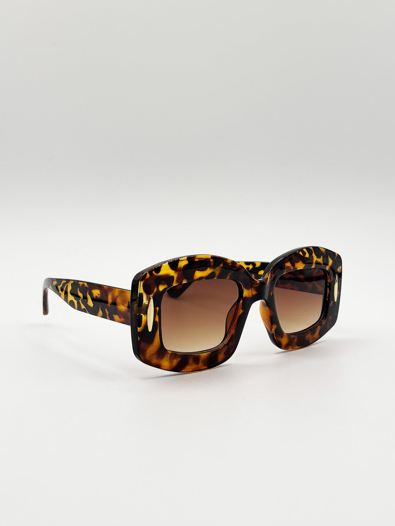 Oversized Chunky Rectangle Sunglasses in Tortoise