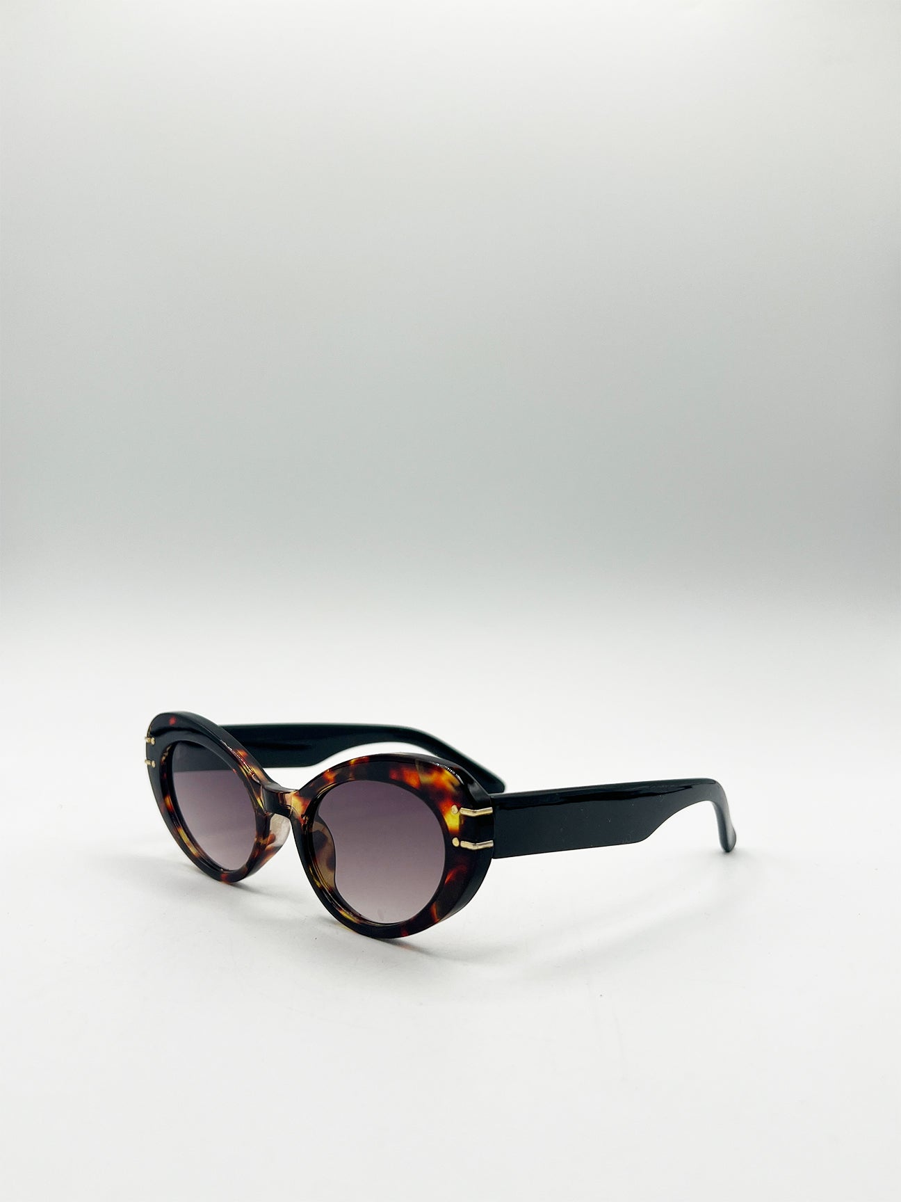 Oval Cat-Eye Sunglasses in Tortoise