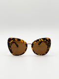 Oversized Cat-Eye Sunglasses in Tortoiseshell