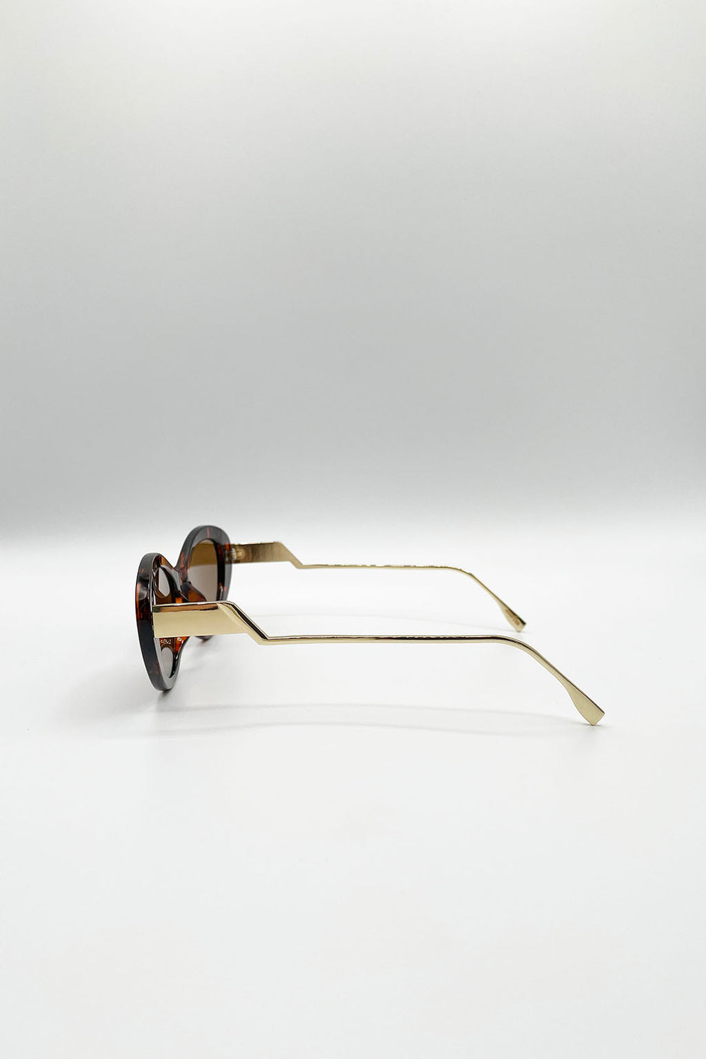 Cat Eye Metal Side Detail Sunglasses In Tortoiseshell
