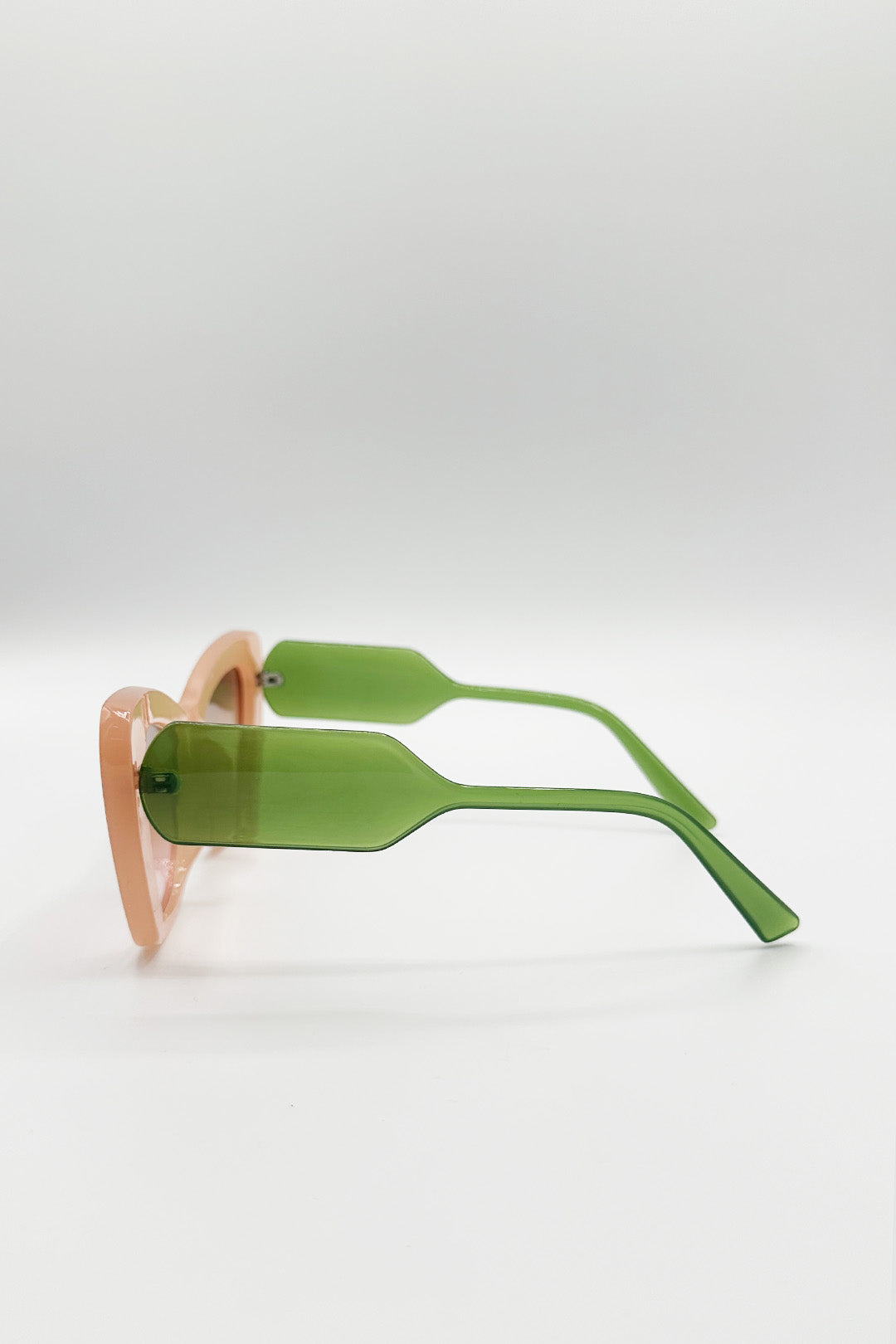 Cat Eye Sunglasses in Pink Green