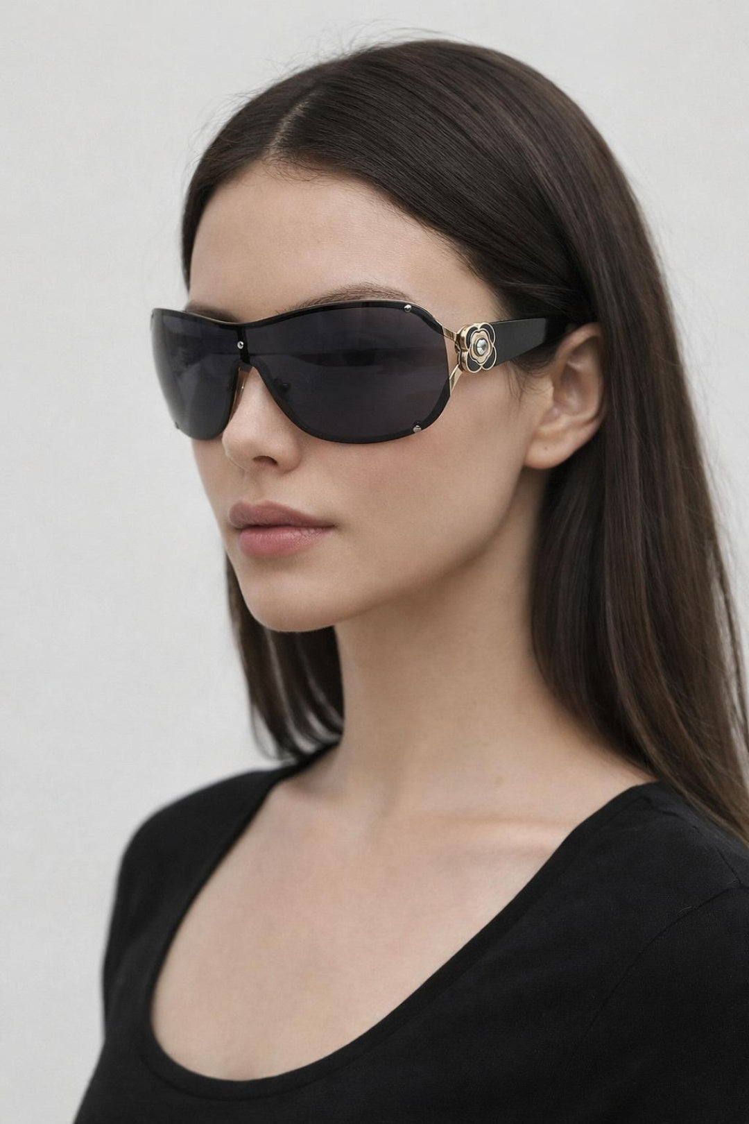 Vintage Rose Wrap Around Sunglasses In Black