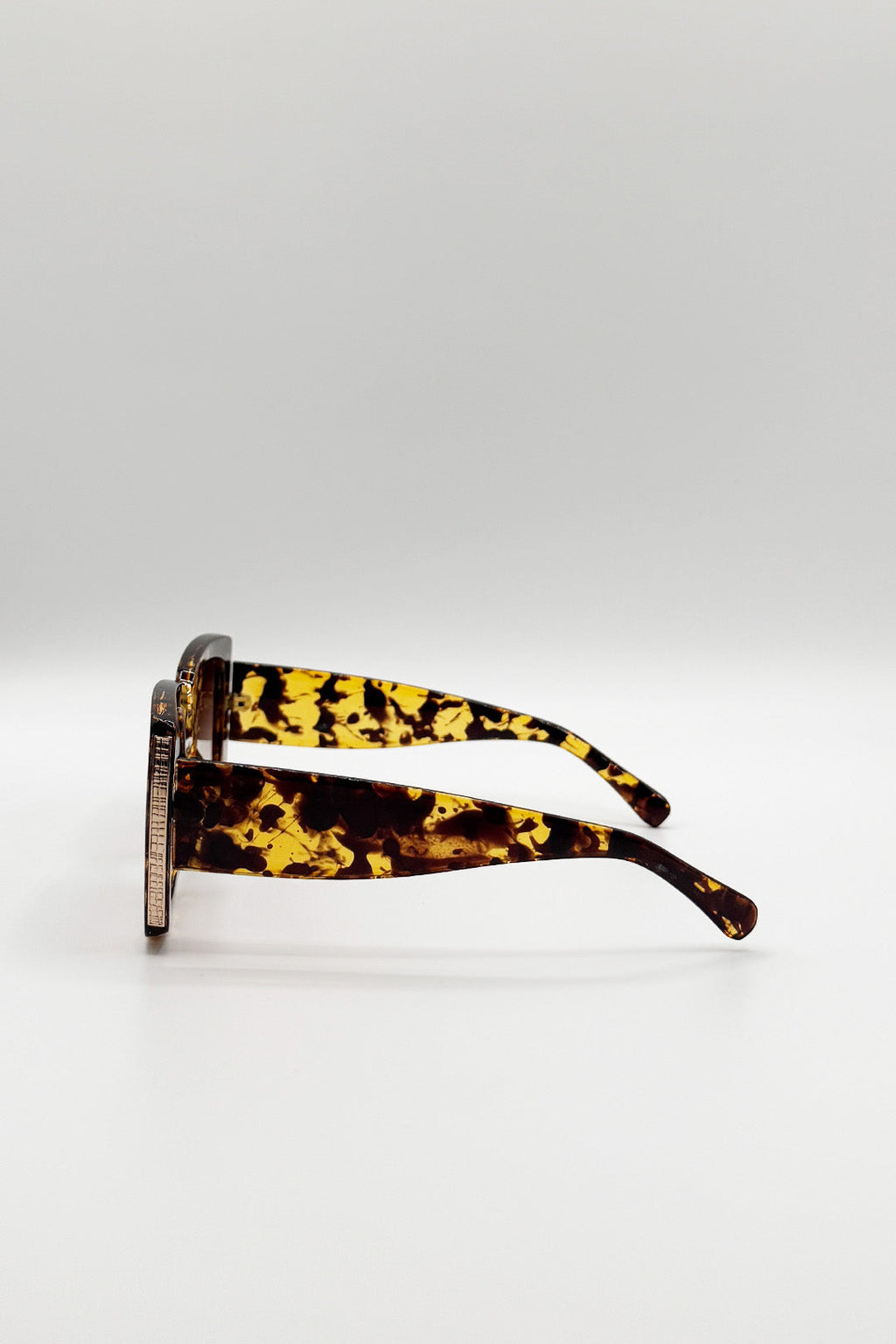 Oversized Square Sunglasses In Tortoiseshell Brown