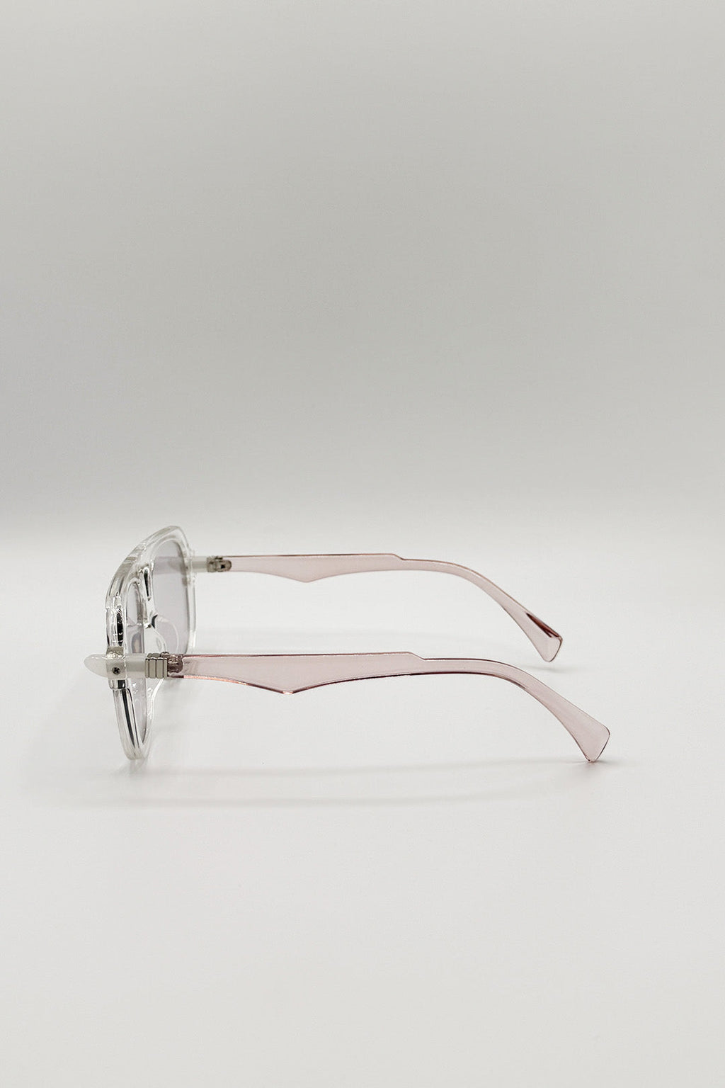Bold Navigator Sunglasses in Light Grey Pink