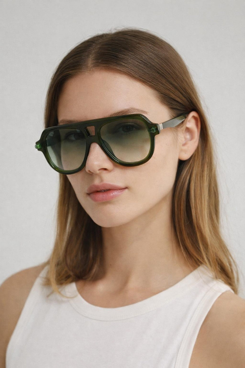 Bold Navigator Sunglasses in Green