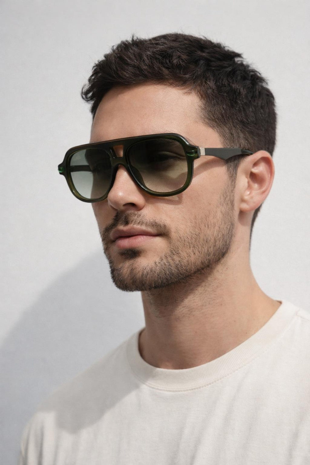 Bold Navigator Sunglasses in Green