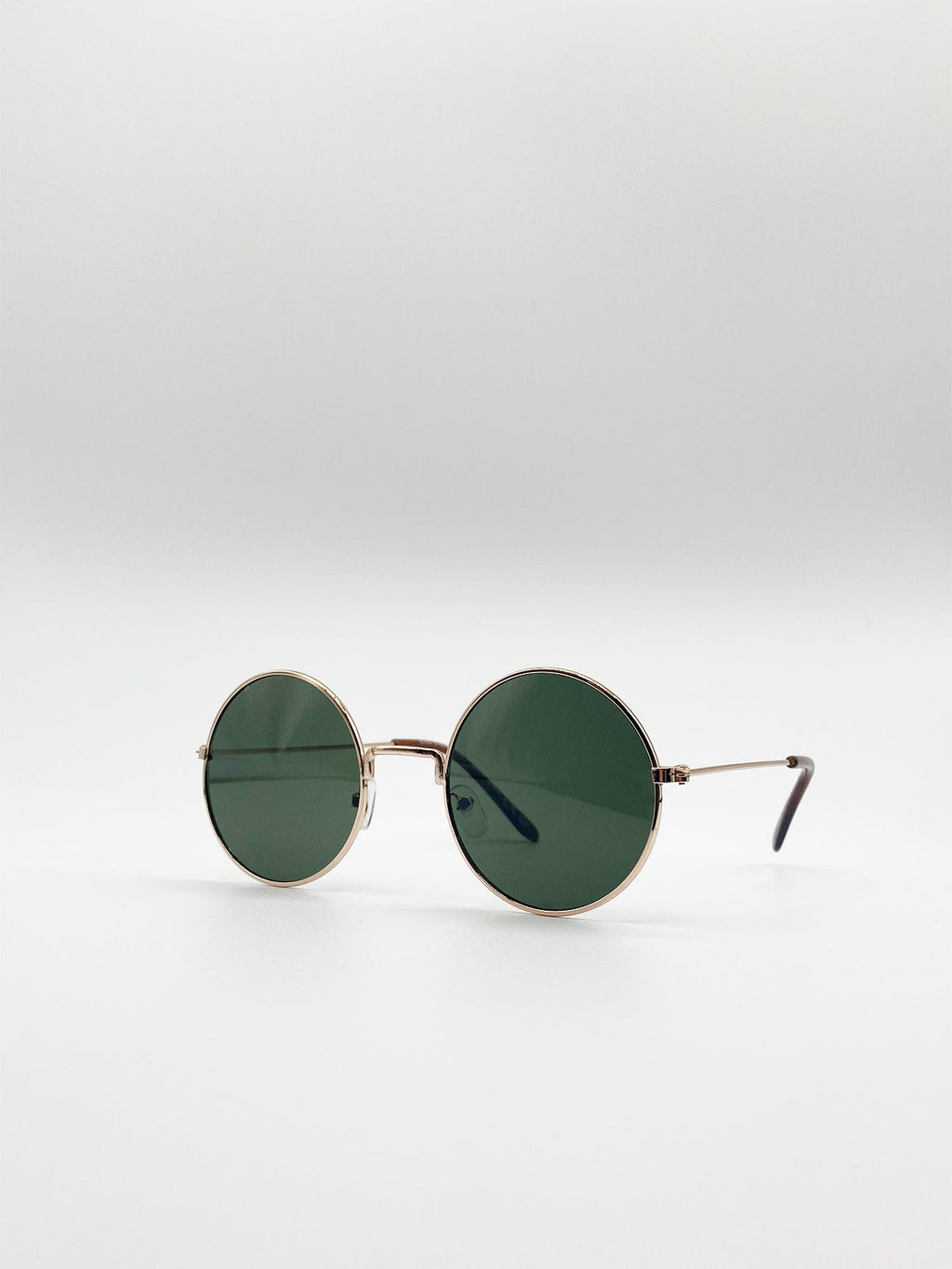 Classic Metal Round Sunglasses With Green Tinted Lenses