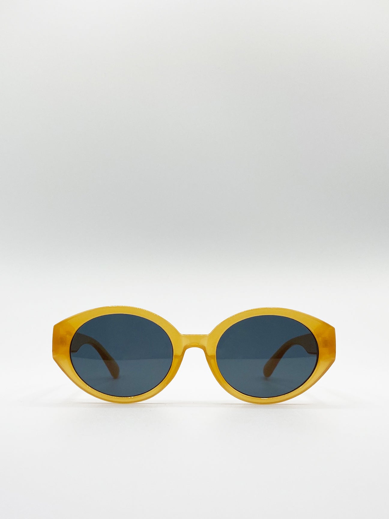 Oval Plastic Frame Sunglasses