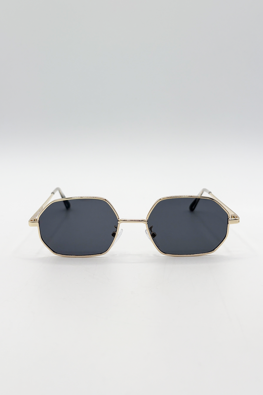 Oval Sunglasses In Black Smoke