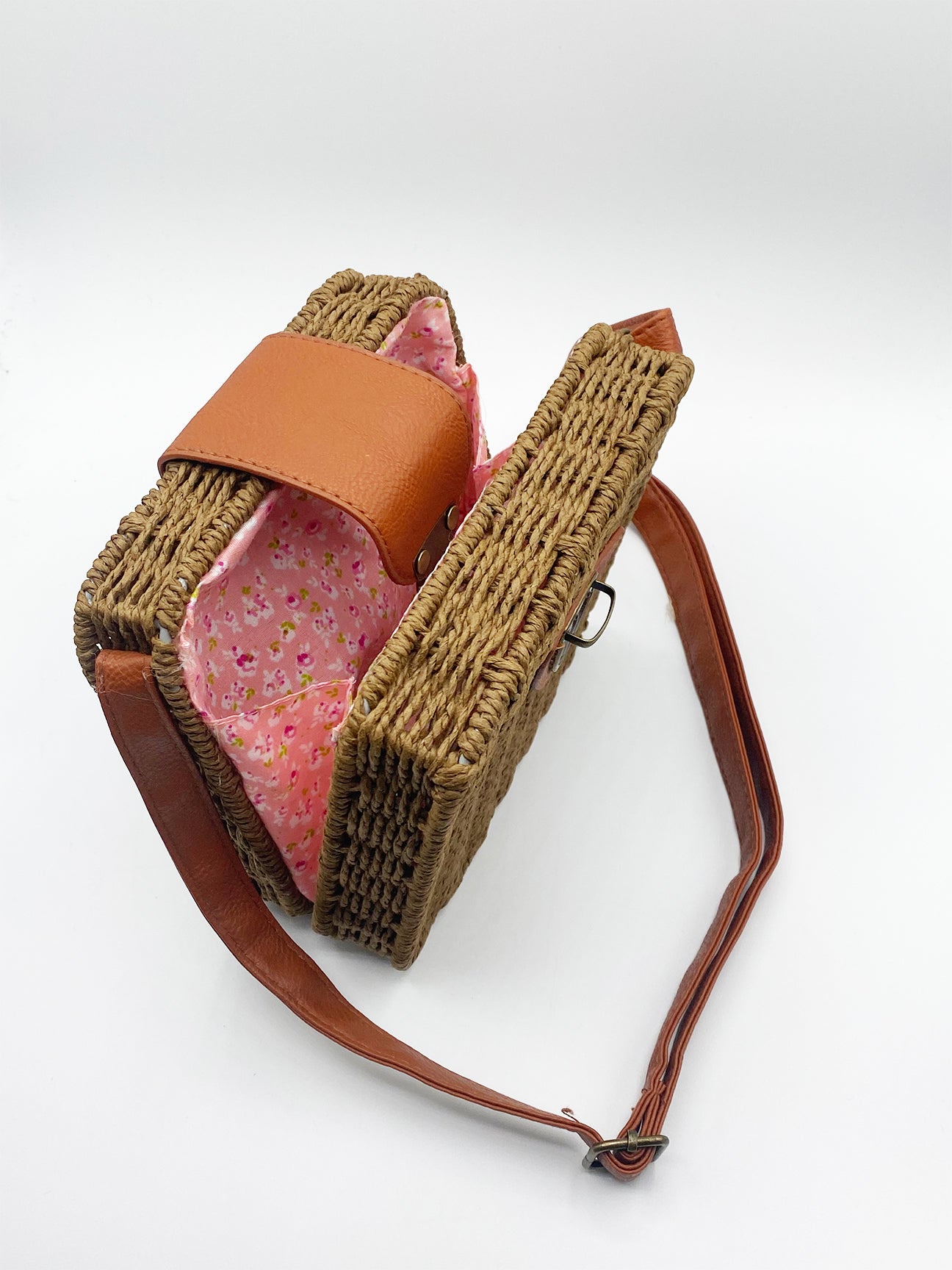 Brown Woven Straw Cross Body Bag with Leather Clasp and Handle