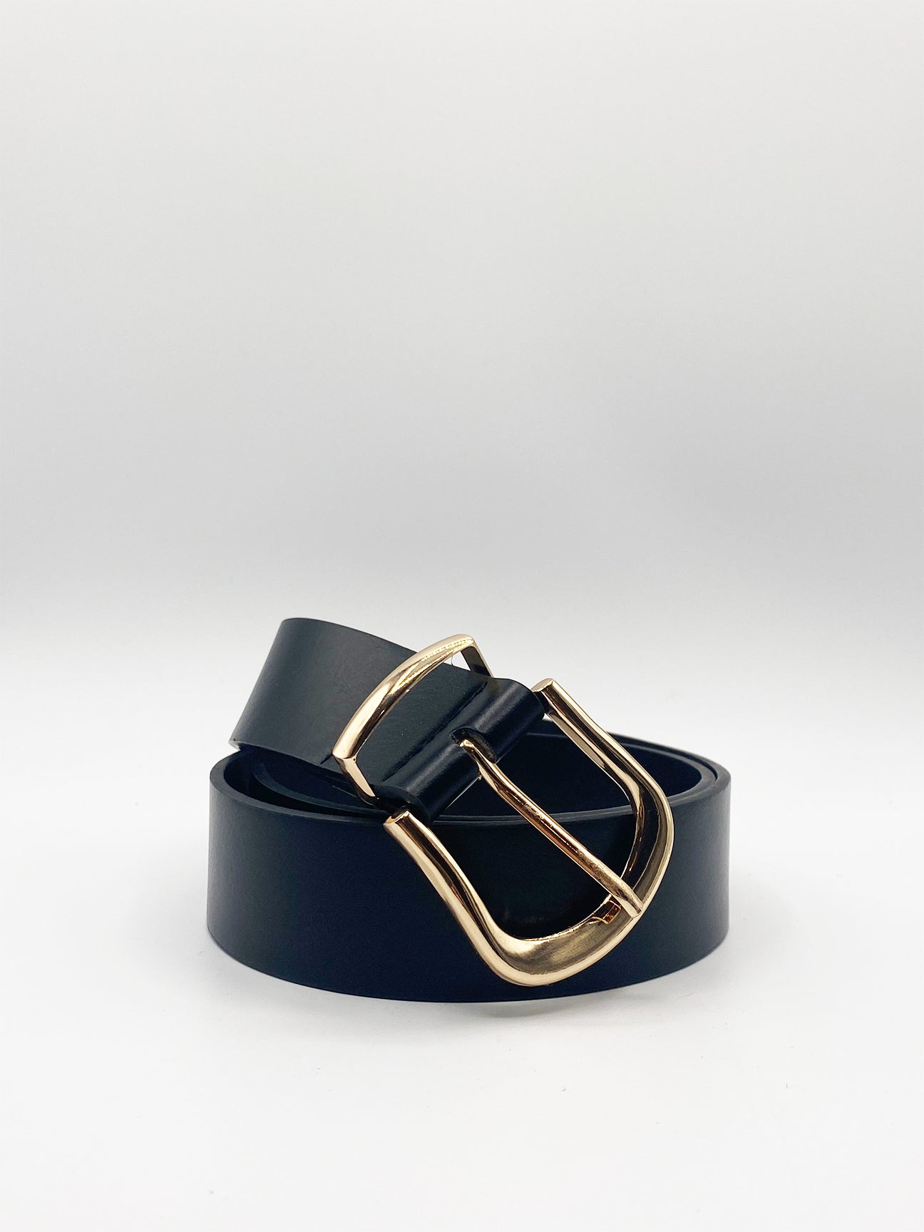 PU Leather Belt With Gold Metal Buckle