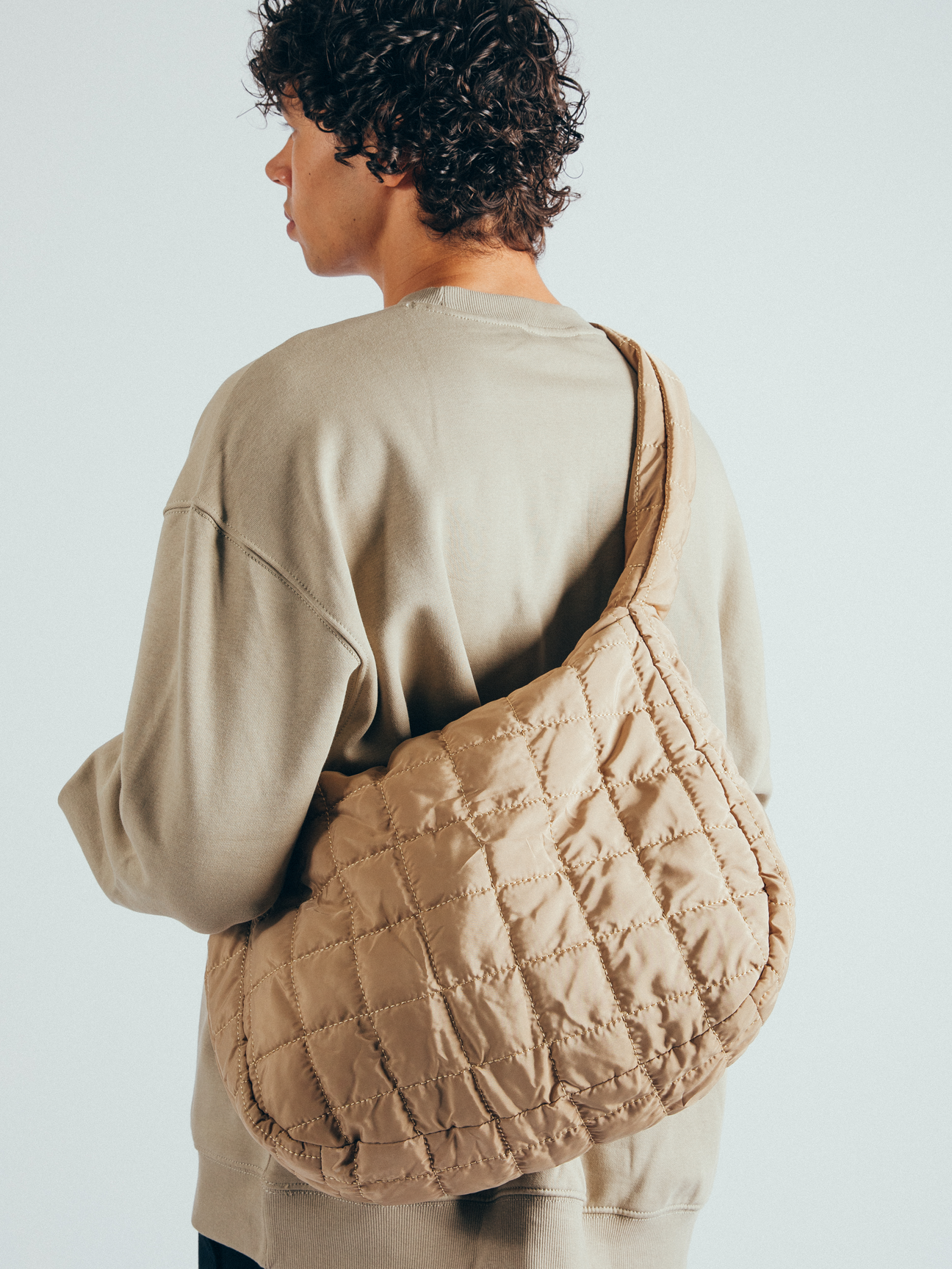 Oyster Quilted Holdall in Oyster