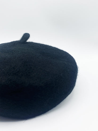 Plain Beret in Black