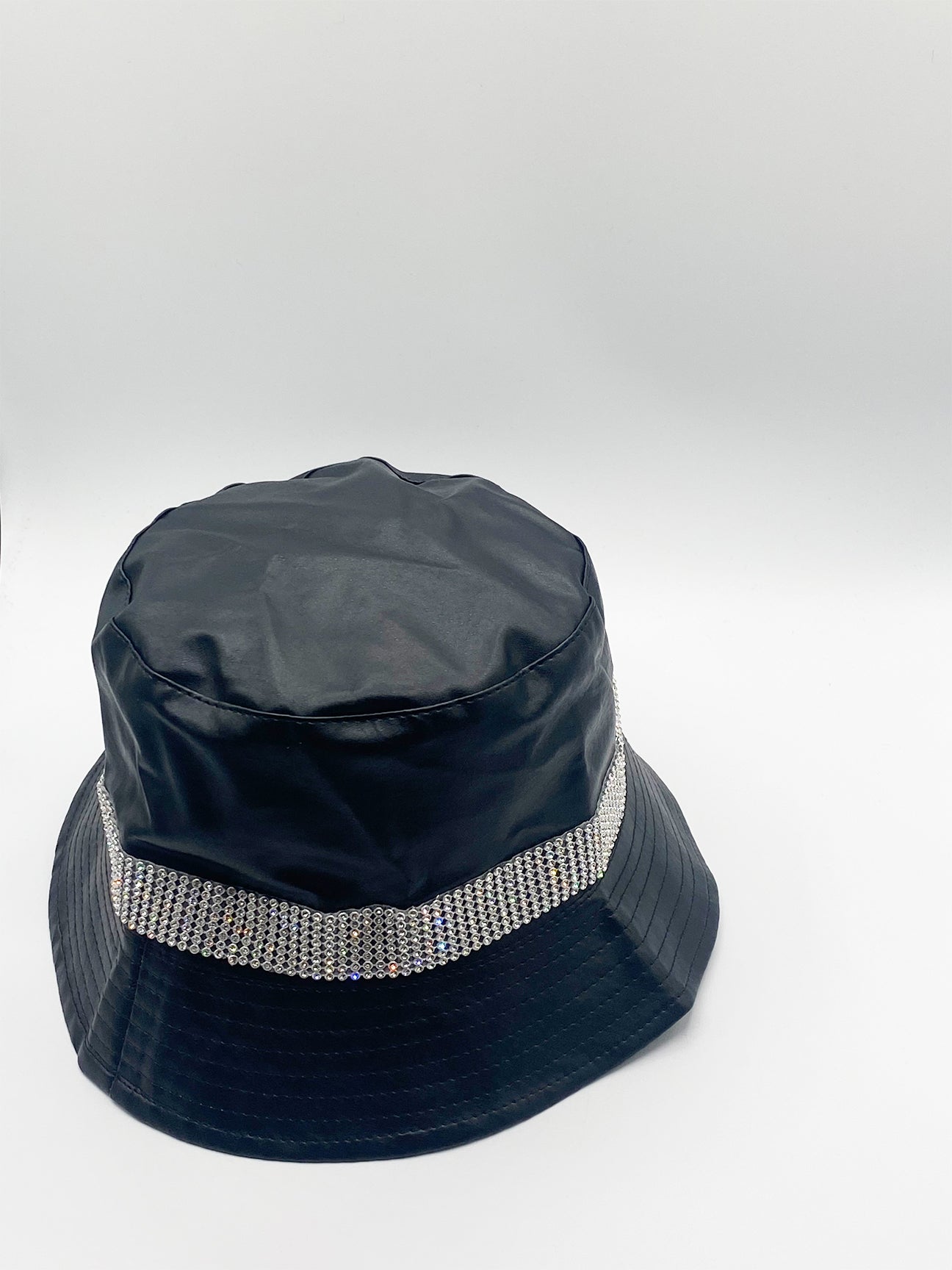 Embellished Bucket Hat In Black