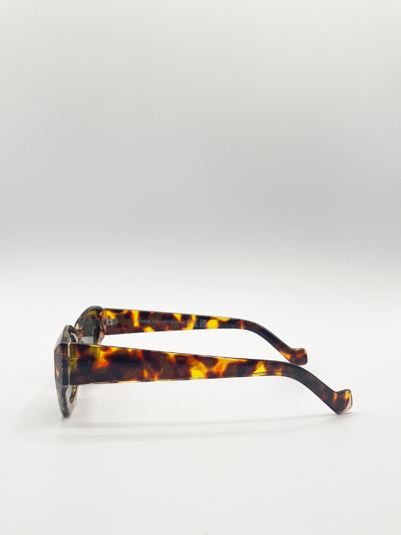 Tortoiseshell Angular Cat Eye Sunglasses with Black Lenses