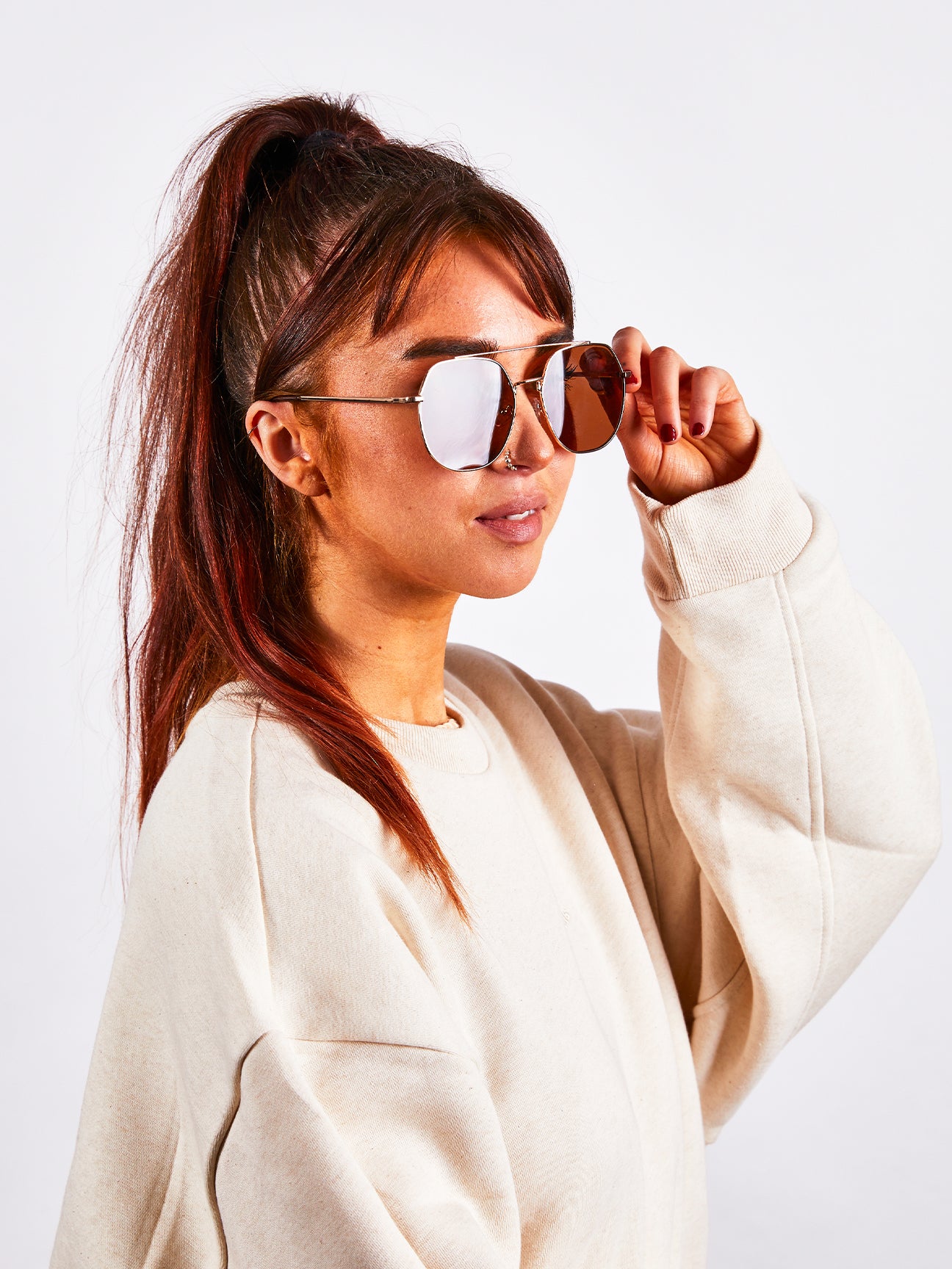 Oversized Aviator Style Sunglasses with Brown Lenses
