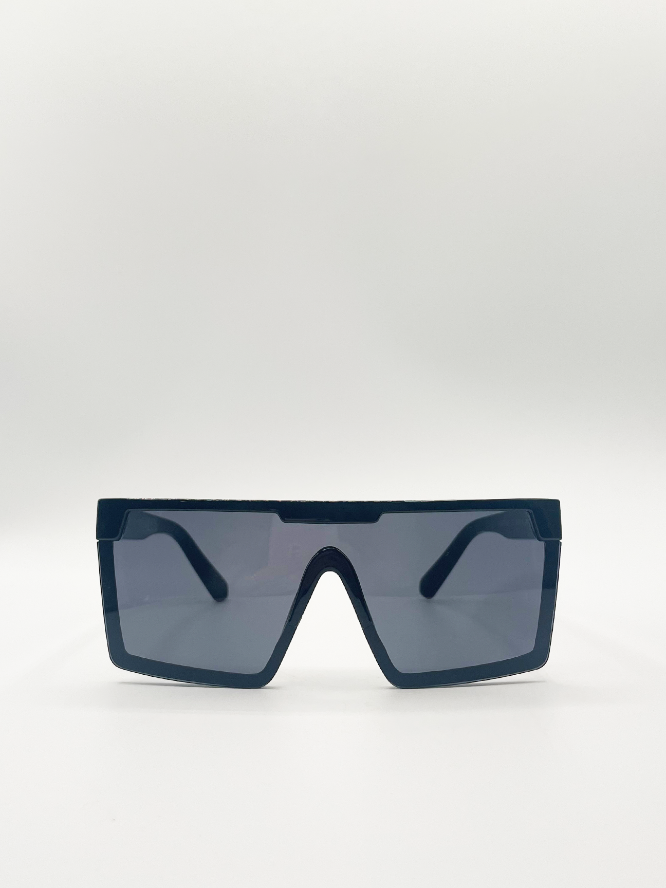 Black Shape_Oversized Flat Top Square Frame Sunglasses