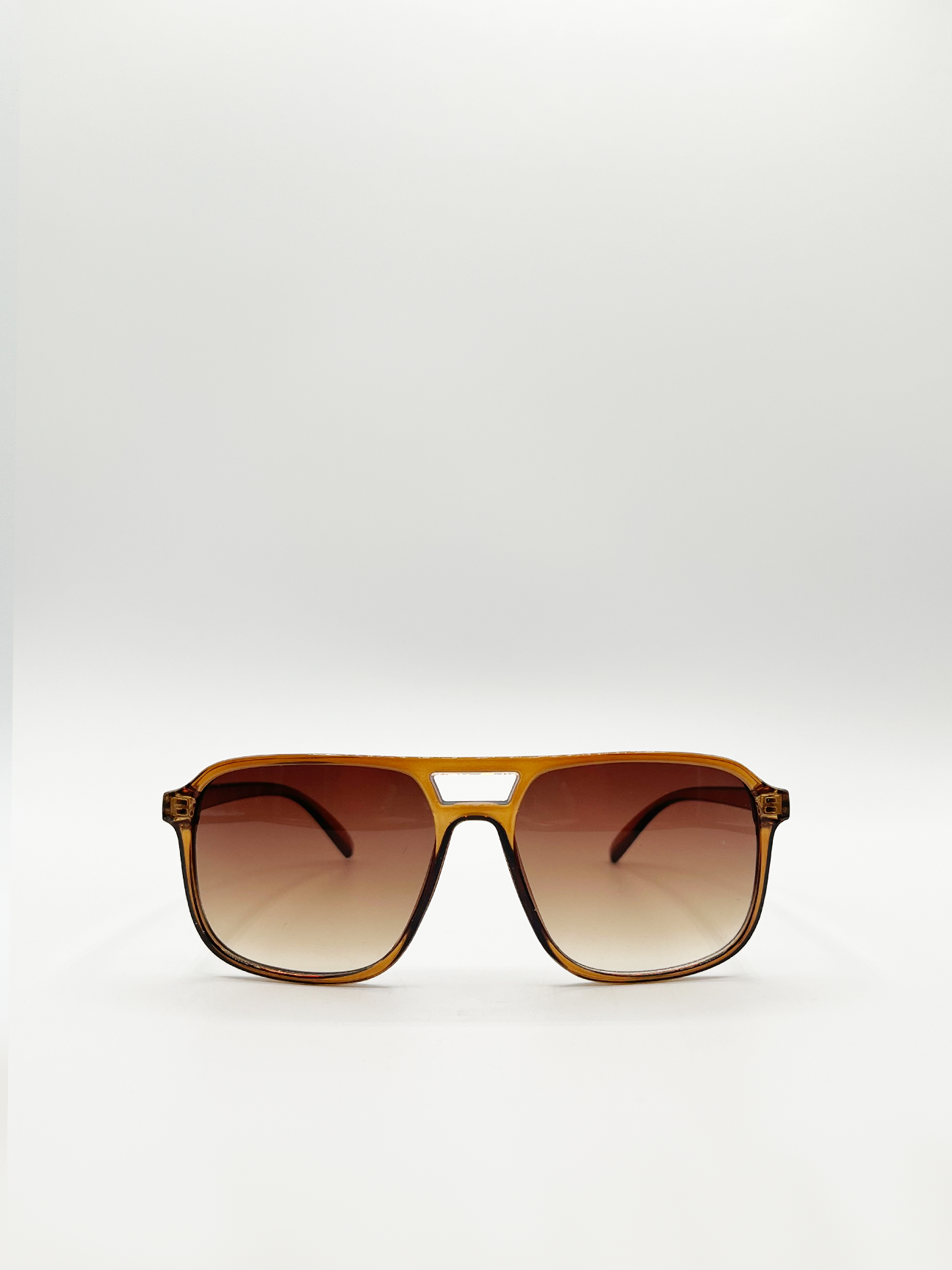 Brown Plastic Frame Navigator Sunglasses